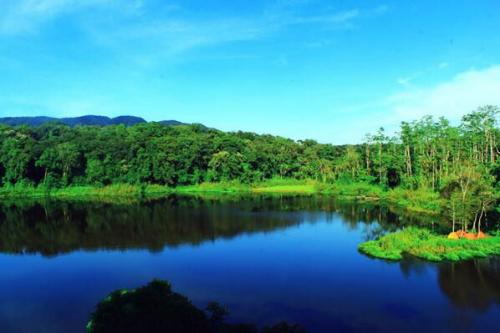 -turis-denmark-danau-tambing-indah-sekali | Berita Positive 