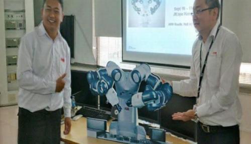 abb-perkenalkan-robot-yumi-di-indonesia | Berita Positive 