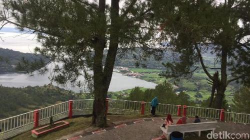 taman-sipinsur-tempat-asyik-melihat-danau-toba | Berita Positif dan Berimbang, Berita Indonesia